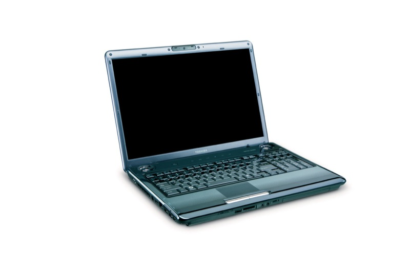 Illustration for article titled Toshiba Satellite Laptops: New Fusion Look, Charge-Anytime USB Ports, Cheaper Prices